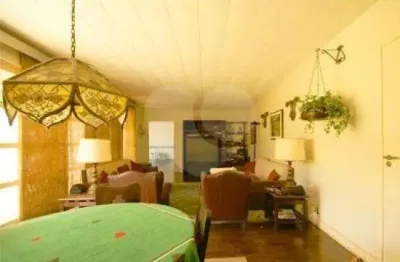 Casa com 4 quartos à venda na Rua Marquês de Paraná, --, Lapa, São Paulo