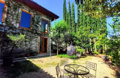 Casa com 3 quartos à venda na Rua Pombal, --, Sumaré, São Paulo