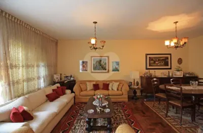 Casa com 3 quartos à venda na Rua Plínio de Morais, --, Sumaré, São Paulo