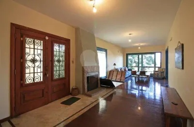 Casa com 4 quartos à venda na Rua Poconé, --, Sumaré, São Paulo