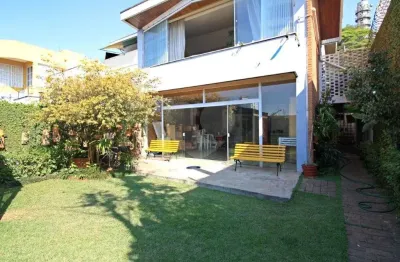 Casa com 4 quartos à venda na Rua Caativa, --, Alto da Lapa, São Paulo