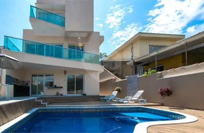 Casa com 3 quartos à venda na Rua Luís César Pannain, --, Alto da Lapa, São Paulo