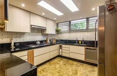 Casa com 3 quartos à venda na Rua João Tibiriçá, --, Alto da Lapa, São Paulo