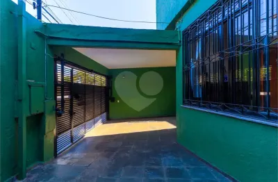Casa com 3 quartos à venda na Rua Ibiraçu, --, Vila Madalena, São Paulo
