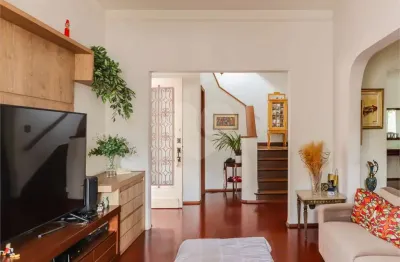 Casa com 4 quartos à venda na Rua Ferreira de Araújo, --, Pinheiros, São Paulo