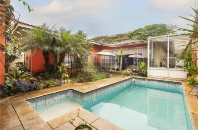 Casa com 3 quartos à venda na Japiaçóia, --, Alto de Pinheiros, São Paulo