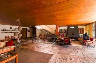 Casa com 4 quartos à venda em alto de pinheiros - sp