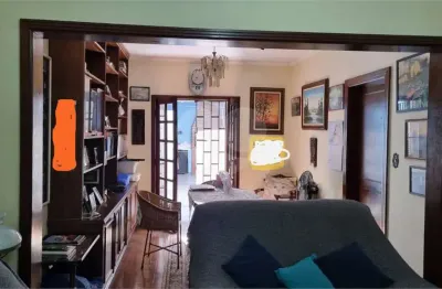 Casa com 3 quartos à venda na Rua Costa Carvalho, --, Pinheiros, São Paulo