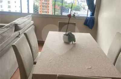 Apartamento com 3 quartos à venda na Rua Teodoro Sampaio, --, Pinheiros, São Paulo