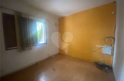 Casa com 1 quarto à venda na Rua Apinajés, --, Perdizes, São Paulo