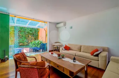 Casa com 4 quartos à venda na Rua Caracá, --, Vila Madalena, São Paulo