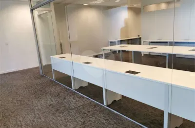 Sala comercial à venda na Rua dos Pinheiros, --, Pinheiros, São Paulo