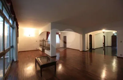 Casa com 4 quartos à venda em Alto de Pinheiros, São Paulo 