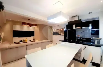 Apartamento com 2 quartos à venda na Rua Ferreira de Araújo, --, Pinheiros, São Paulo
