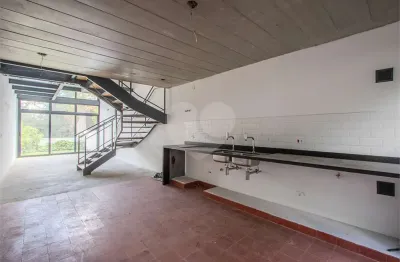 Condomínio com 2 quartos à venda em vila ipojuca - sp