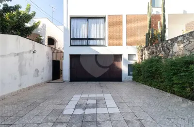 Casa com 3 quartos à venda na Lapa, São Paulo 