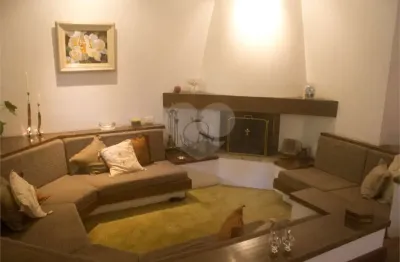 Casa com 4 quartos à venda na Rua Cardeal Cagliori, --, Alto de Pinheiros, São Paulo