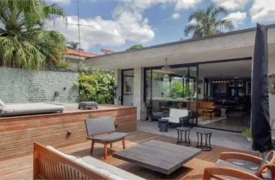 Casa com 3 quartos à venda na Rua Evezu, --, Alto de Pinheiros, São Paulo