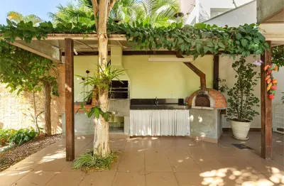 Casa com 4 quartos à venda na Vila Romana, São Paulo 