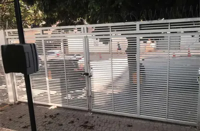 Casa comercial à venda na Rua Cláudio, --, Lapa, São Paulo