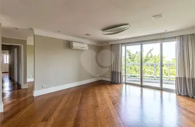 Apartamento com 3 quartos à venda ou para locação em vila madalena - sp