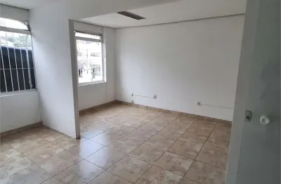 Casa com 3 quartos à venda em Alto de Pinheiros, São Paulo 