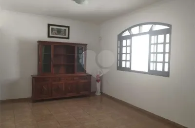 Casa com 3 quartos à venda na Rua Isabel de Castela, --, Vila Madalena, São Paulo