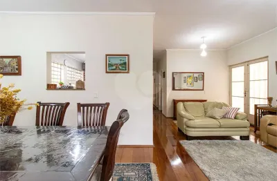 Casa com 3 quartos à venda na Rua Hugo Cacuri, --, Butantã, São Paulo