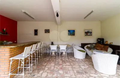 Casa com 3 quartos para alugar na Rua Princesa Leopoldina, --, Lapa, São Paulo