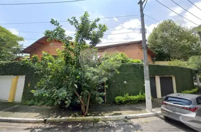 Casa com 3 quartos à venda na Rua Japuanga, --, Alto de Pinheiros, São Paulo