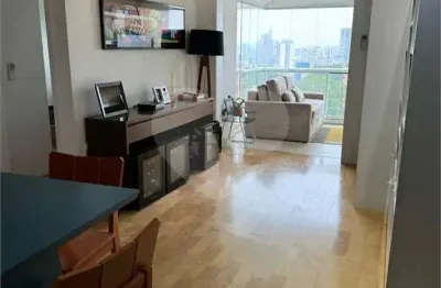 Apartamento com 2 quartos à venda na Rua Fradique Coutinho, --, Vila Madalena, São Paulo