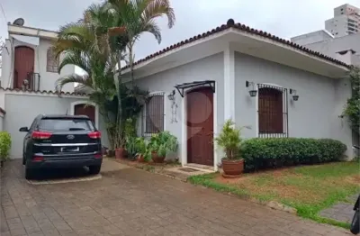 Casa com 4 quartos à venda na Rua Gaspar Moreira, --, Butantã, São Paulo