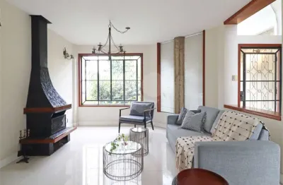 Casa com 3 quartos à venda na Rua Barão de Morenos, --, Alto de Pinheiros, São Paulo