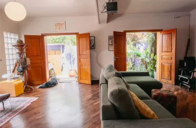 Casa térrea com 4 quartos à venda em instituto de previdência - sp