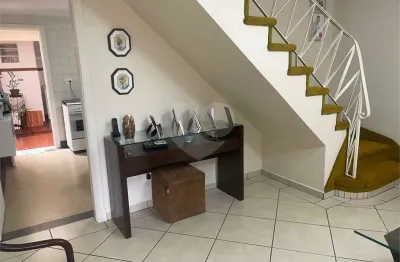 Casa com 3 quartos à venda na Rua Apiacás, --, Perdizes, São Paulo