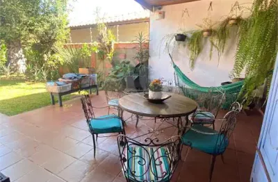 Casa com 3 quartos à venda na Praça Doutor João Guilherme Flocke, --, Alto de Pinheiros, São Paulo