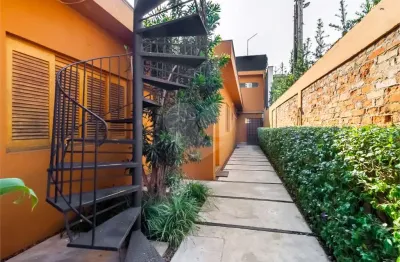 Casa com 8 quartos à venda na Rua Inácio Pereira da Rocha, --, Pinheiros, São Paulo