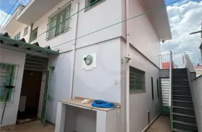 Casa com 3 quartos à venda na Rua Alfredo Piragibe, --, Vila Madalena, São Paulo