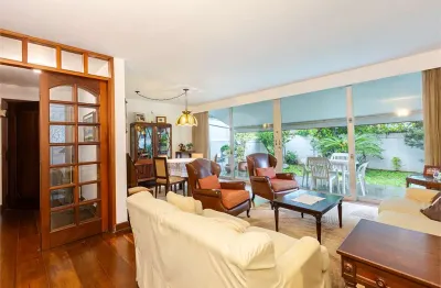 Casa com 5 quartos à venda na Rua Madalena, --, Vila Madalena, São Paulo