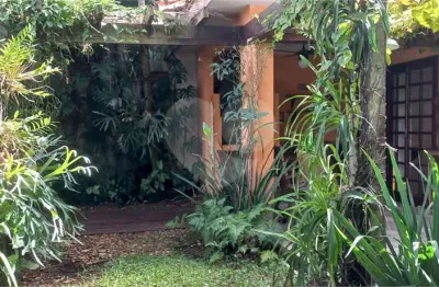 Casa com 3 quartos à venda na Rua Boquim, --, Alto de Pinheiros, São Paulo