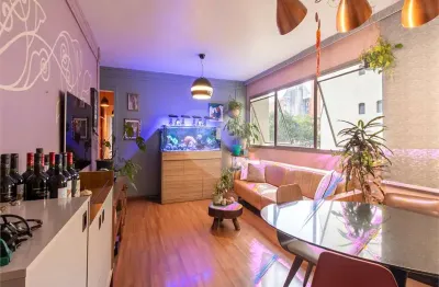 Apartamento com 3 quartos à venda na Rua Girassol, --, Vila Madalena, São Paulo