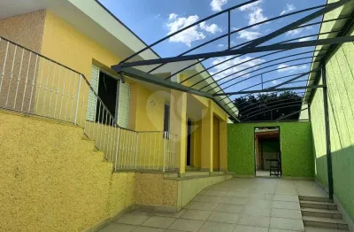 Casa com 3 quartos à venda na Rua Bartolomeu Paes, --, Lapa, São Paulo
