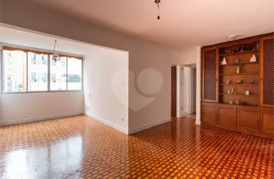 Apartamento com 3 quartos à venda na Rua Fradique Coutinho, --, Pinheiros, São Paulo