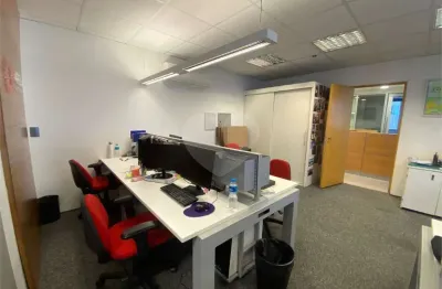 Sala comercial à venda na Avenida Pedroso de Morais, --, Pinheiros, São Paulo