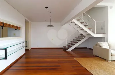 Cobertura com 2 quartos à venda na Rua Agissê, --, Vila Madalena, São Paulo