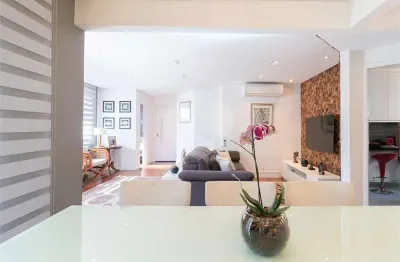 Apartamento com 3 quartos à venda na Rua Mateus Grou, --, Pinheiros, São Paulo