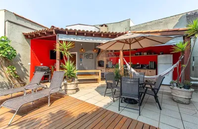 Casa com 4 quartos para alugar na Rua Sepetiba, --, Vila Romana, São Paulo