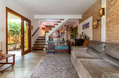 Casa com 3 quartos à venda na Vila Madalena, São Paulo 