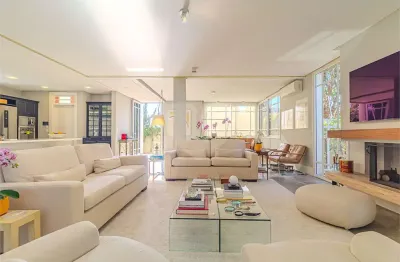 Casa com 3 quartos à venda na Rua Anatólia, --, Alto de Pinheiros, São Paulo