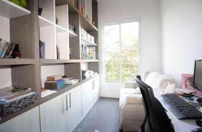 Casa com 4 quartos à venda na Rua Pombal, --, Sumaré, São Paulo